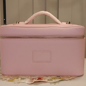Etoile toiletry bag